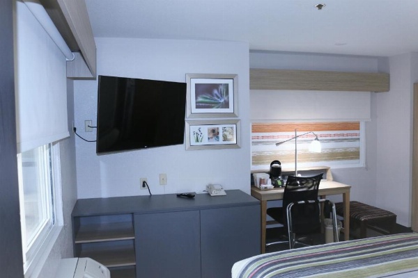 Country Inn & Suites by Radisson, Monterey Beachfront-Marina, CA image 13